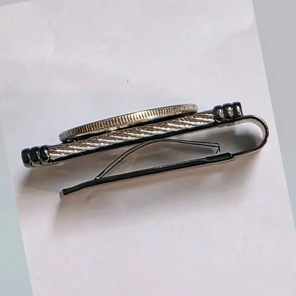 Colibri 1942 Liberty Walking Cut-out Half Dollar Stainless Steel money clip